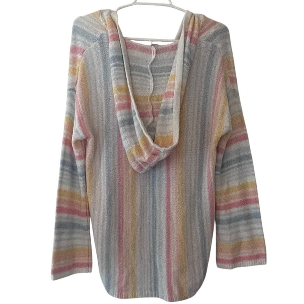 Buc-ee’s Pastel Baja Hoodie Sweater Size Small - Picture 9 of 10